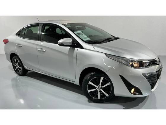 TOYOTA YARIS 1.5 16V FLEX SEDAN XLS CONNECT MULTIDRIVE TOYOTA YARIS 1.5 16V FLEX SEDAN XLS CONNECT MULTIDRIVE